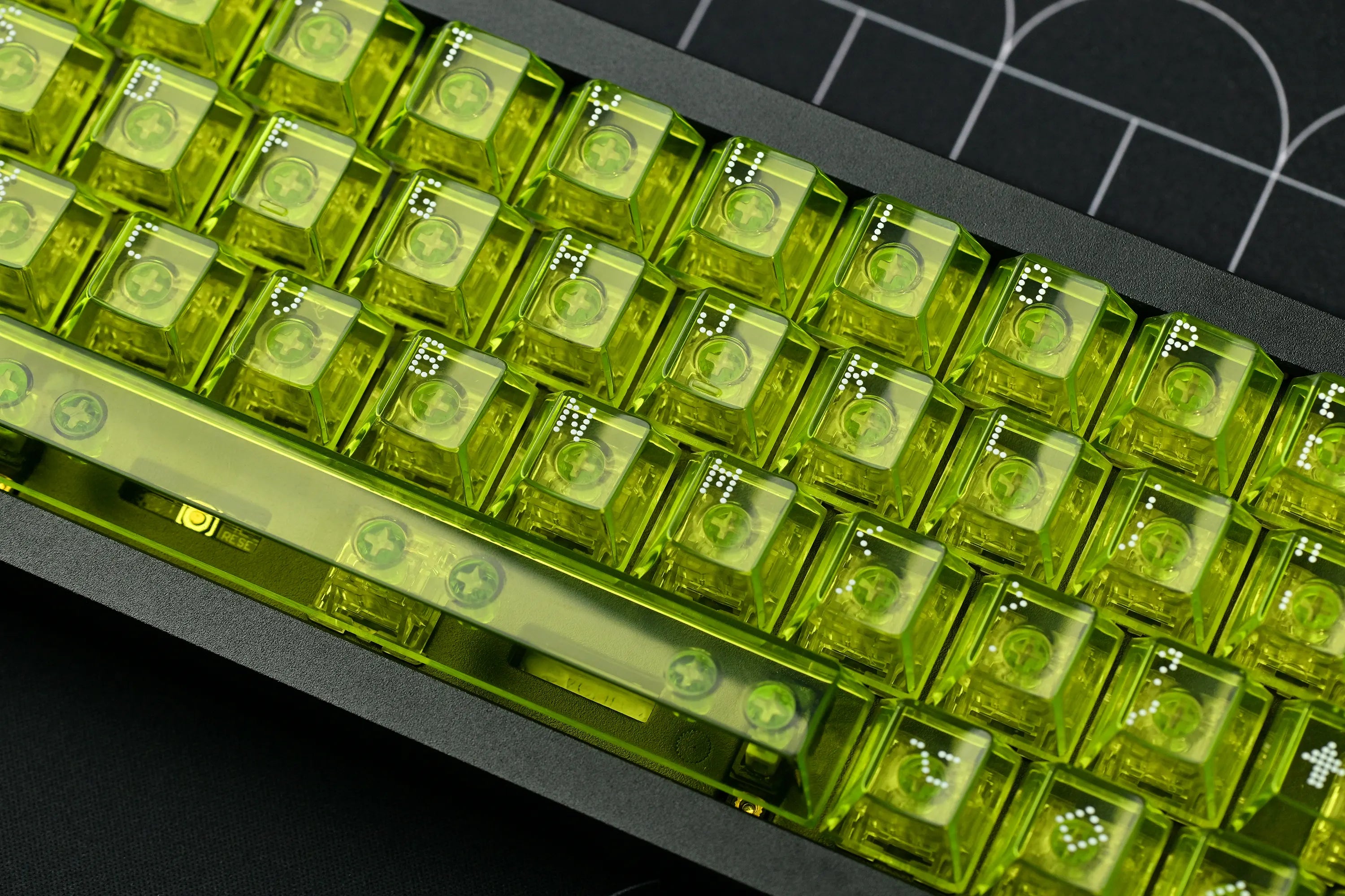 Asimov Cherry Profile Transparent Green Keycaps