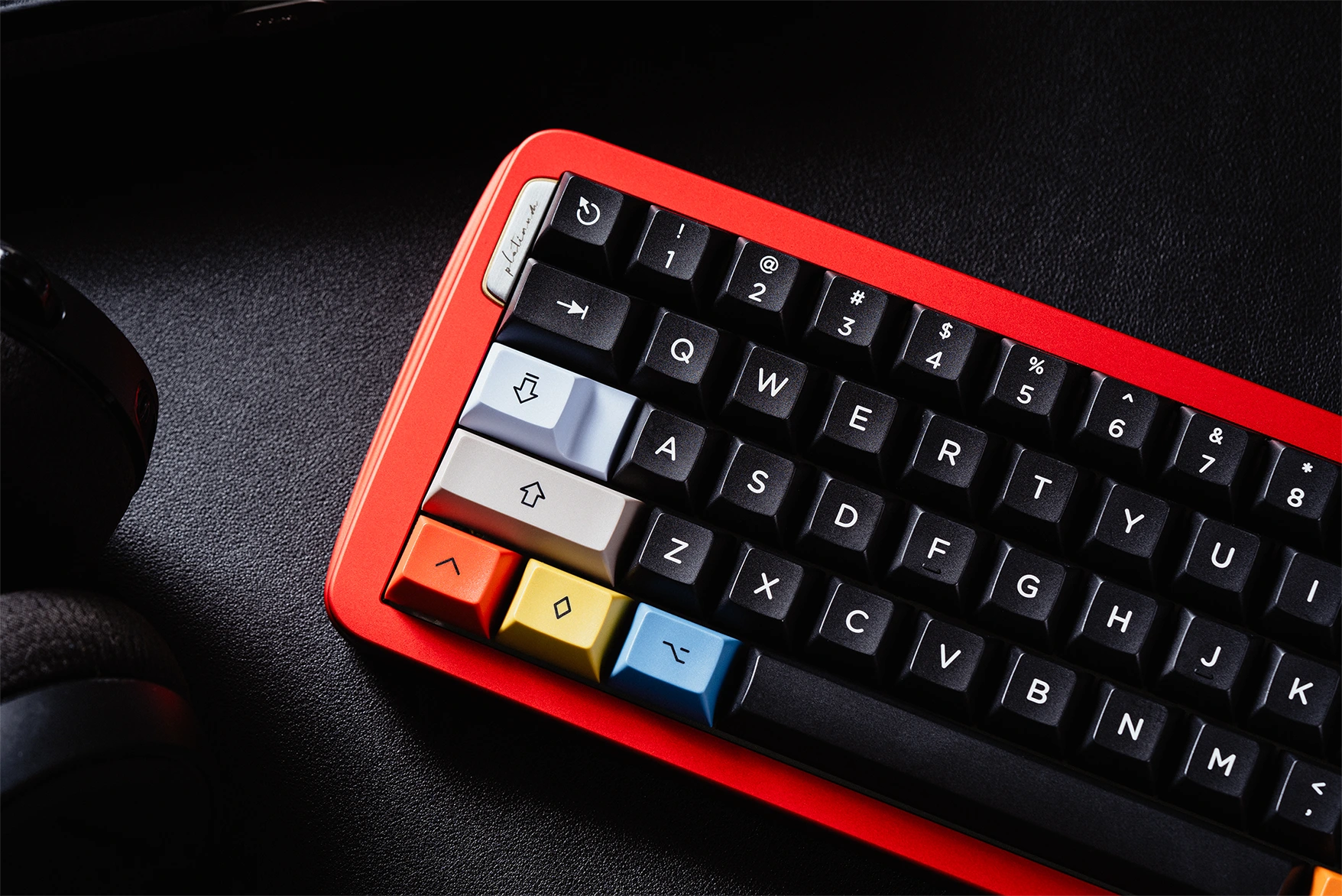 KAT White on Black + Extensions Thickened Double Shot PBT Keycaps