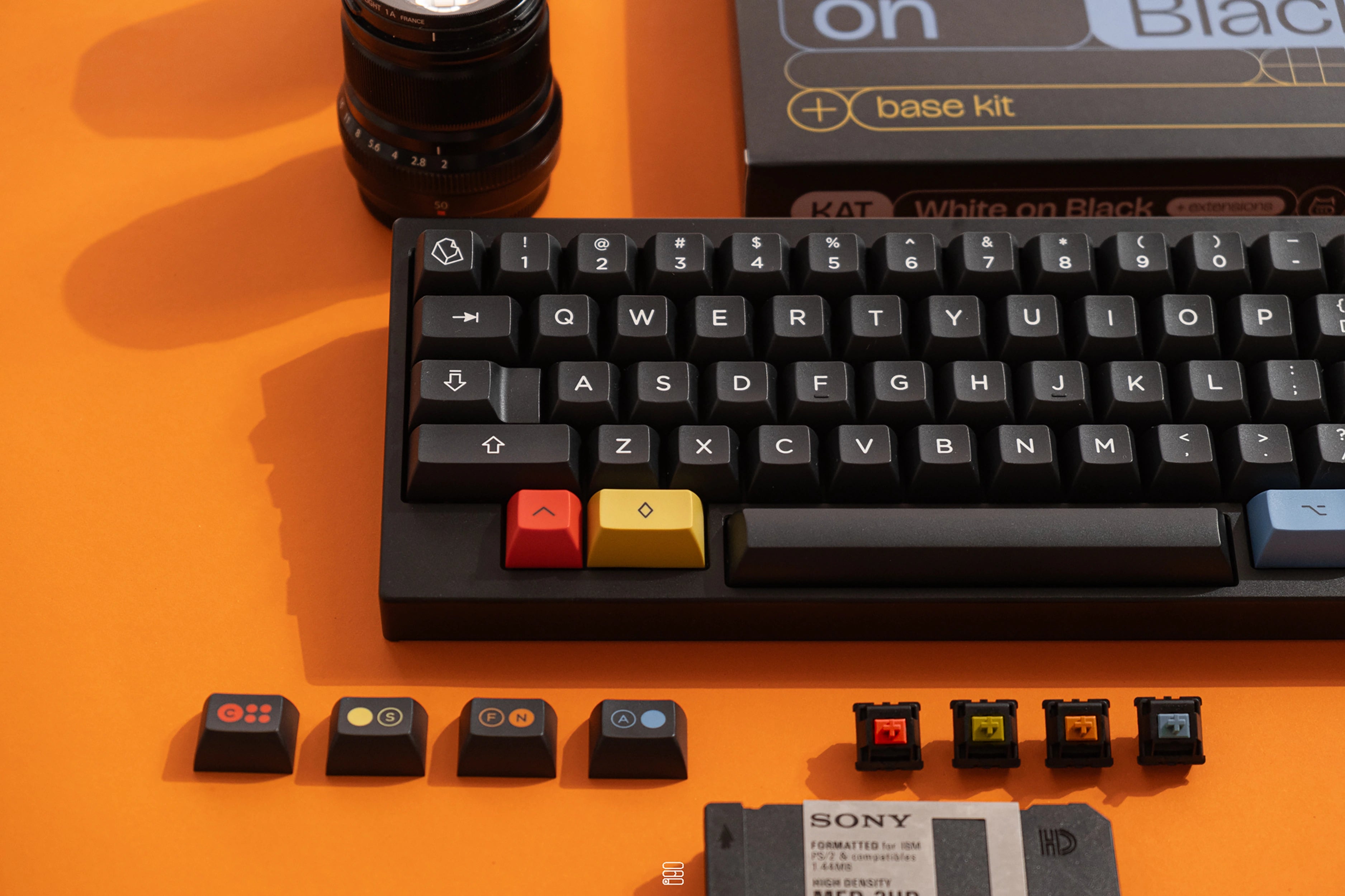 KAT White on Black + Extensions Thickened Double Shot PBT Keycaps