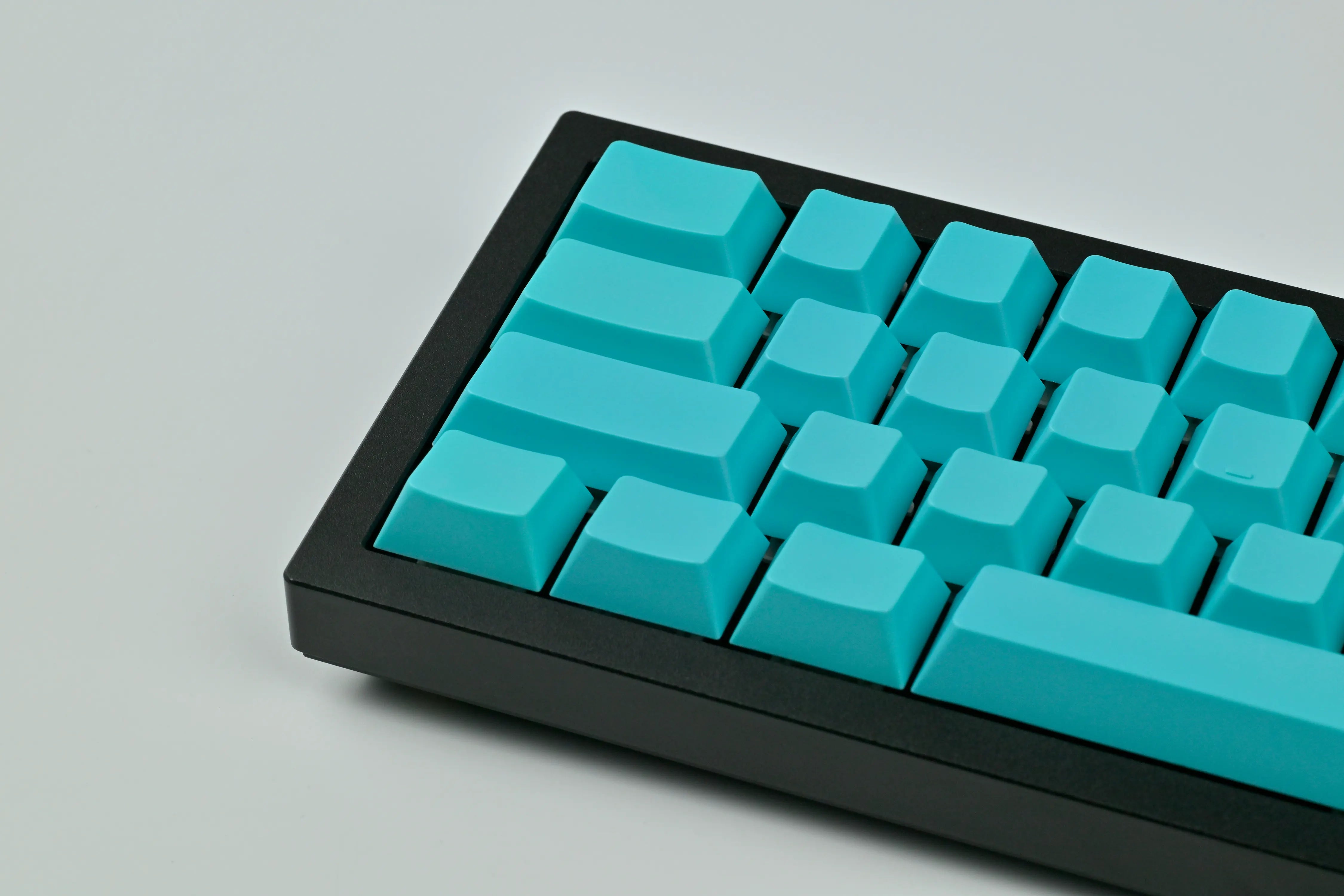 Keyreative ABS Cherry Profile Cyan Blank Keycaps