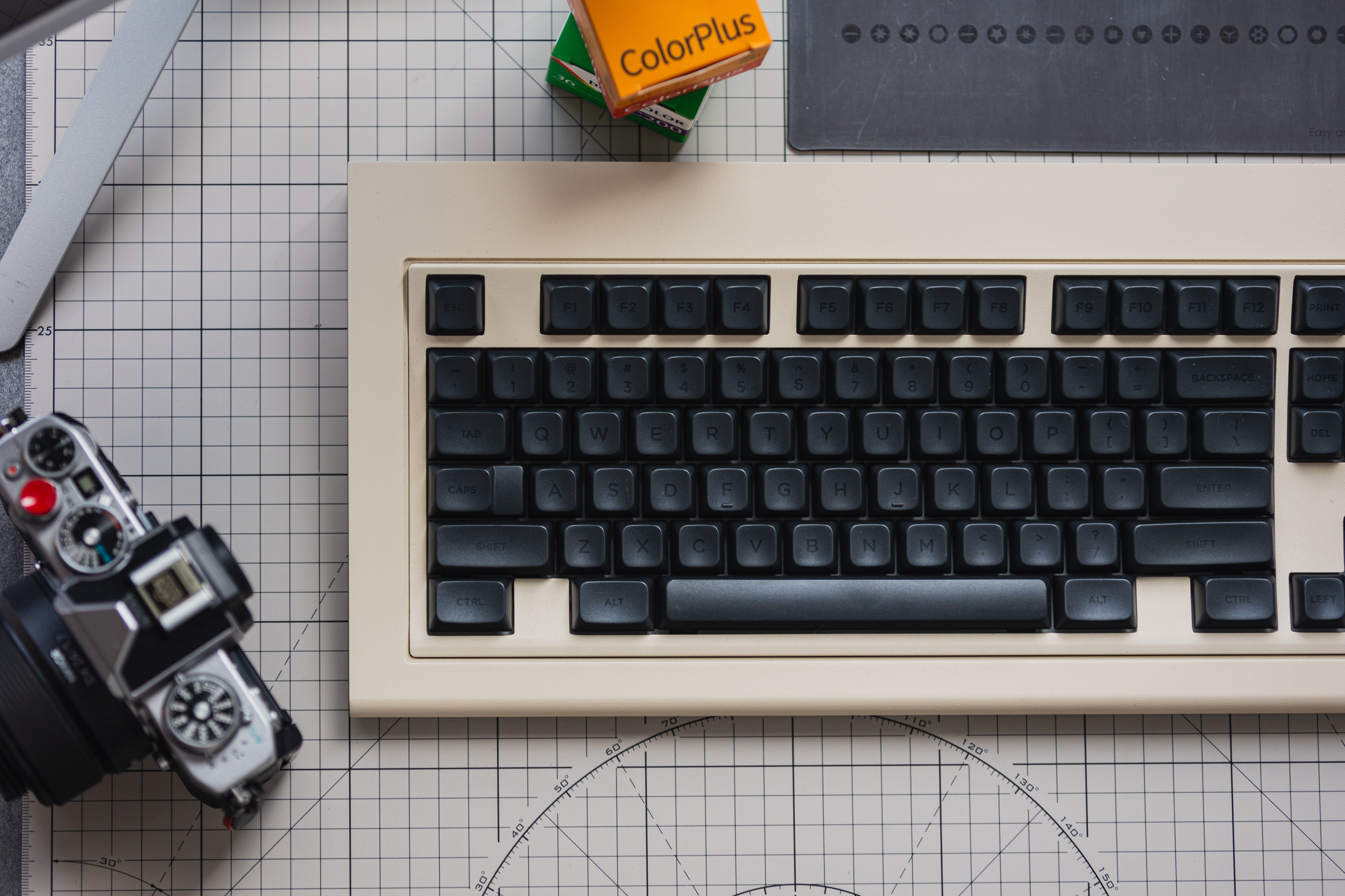 Keyreative PBS BOB/BOW Keycaps