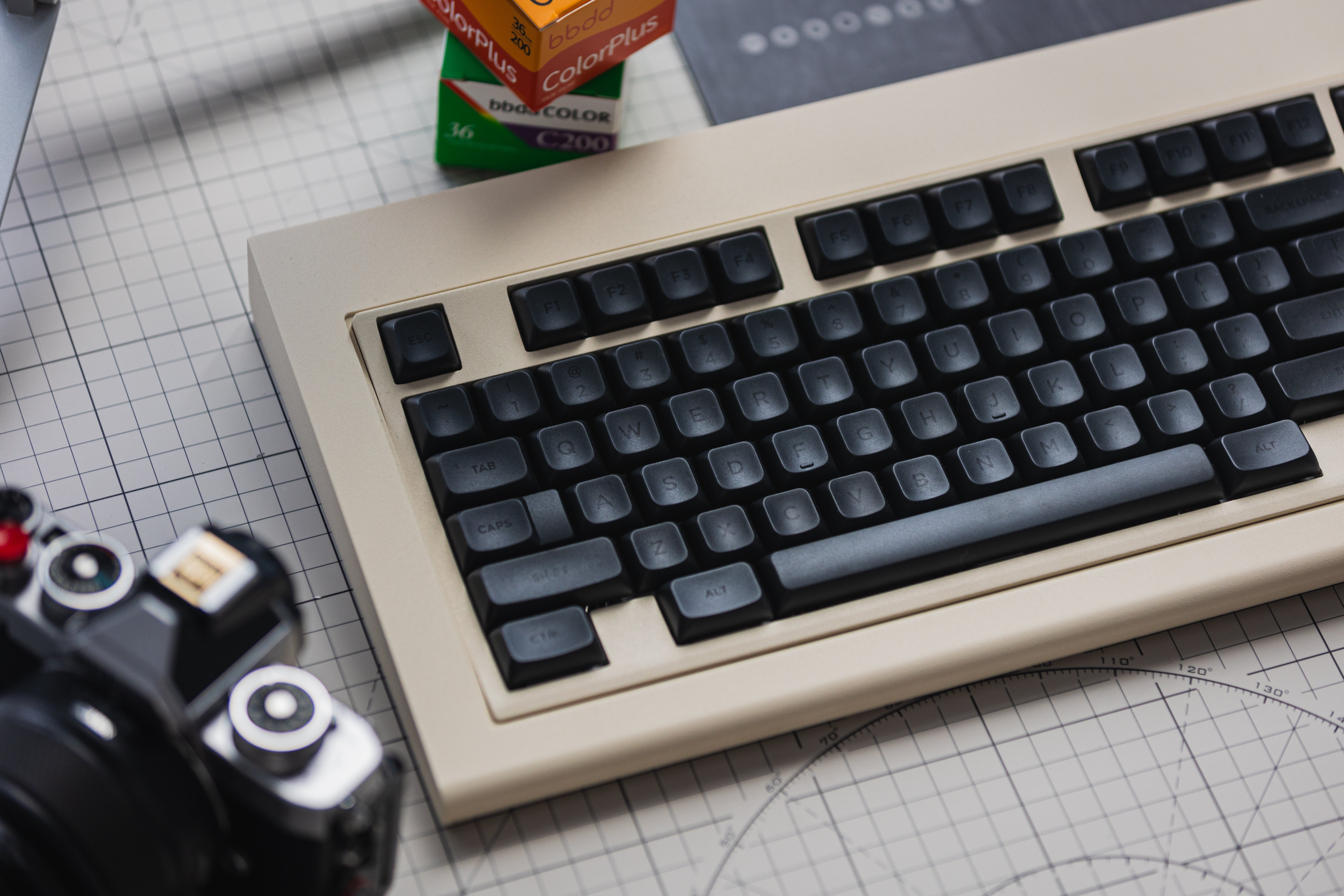 Keyreative PBS Black BOB Keycaps